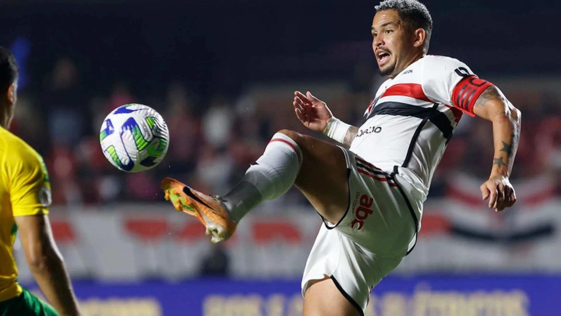 Luciano, do SPFC, tem sondagens de clubes árabes e pode deixar o clube