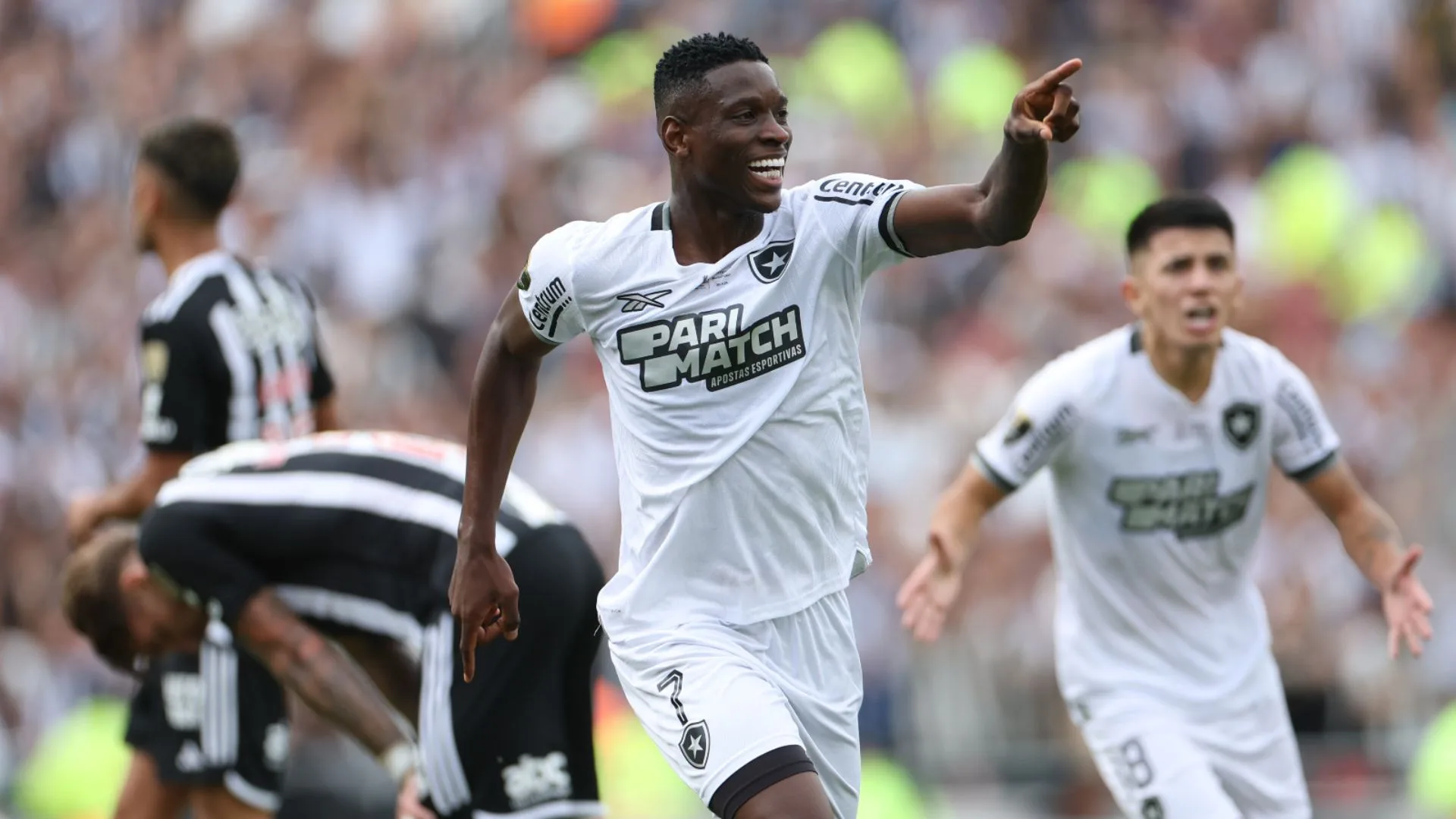 Luiz Henrique, do Botafogo, fala sobre reta final do Brasileirão