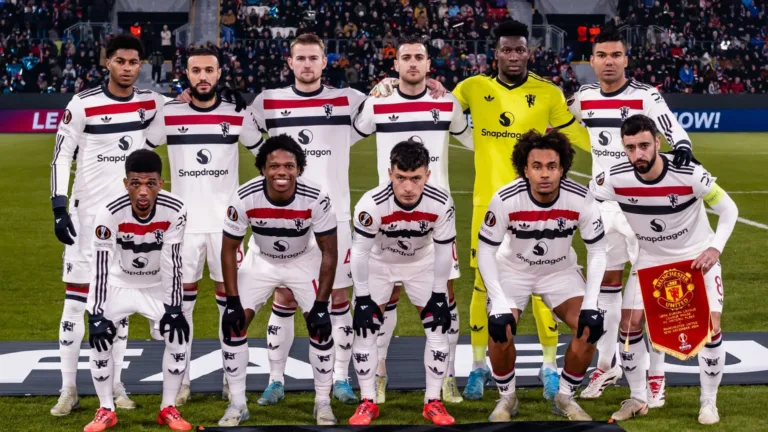 Manchester United é o 2° clube com maior prejuízo no mercado da bola; entenda