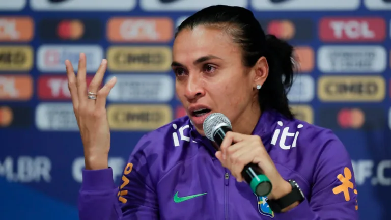 Marta não descarta chance de assinar com o Corinthians: “Todo mundo sabe”