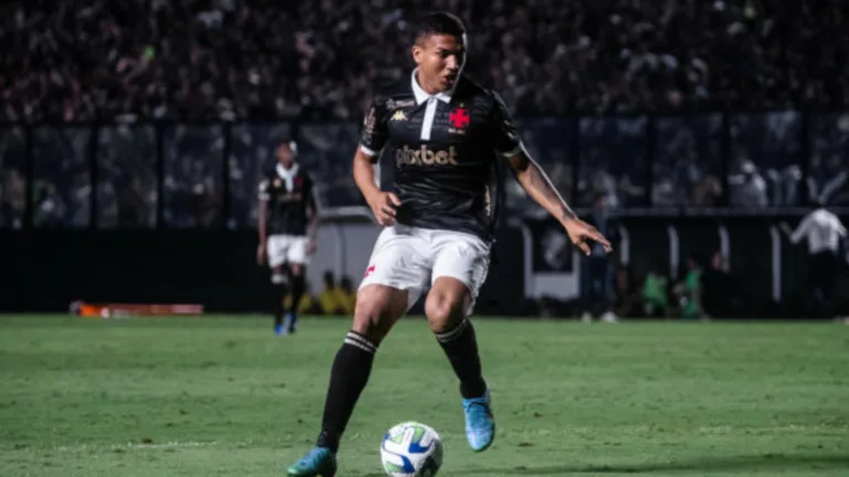 Vasco divulga valor para negociação de Mateus Carvalho, diz Nicola