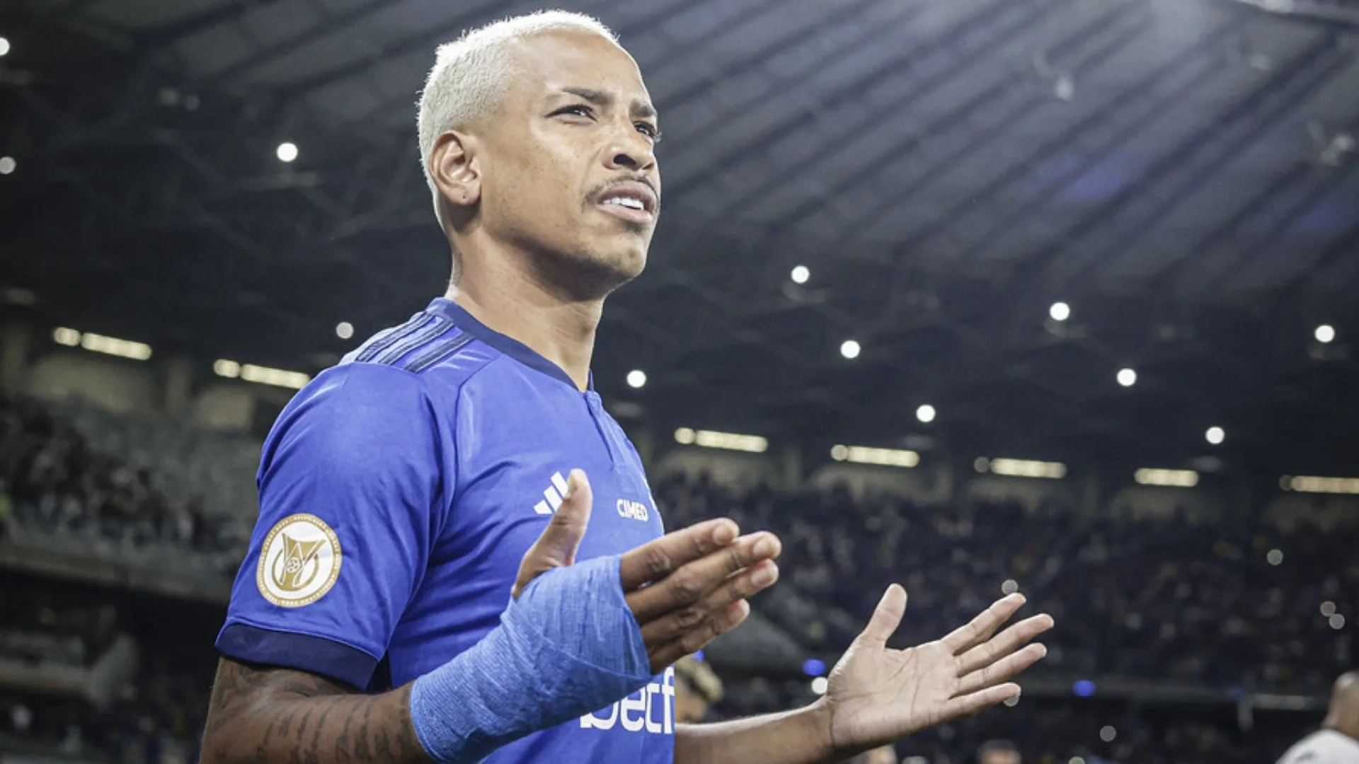 Alvo do Palmeiras, Matheus Pereira tem salário “nível Dudu”; veja os valores