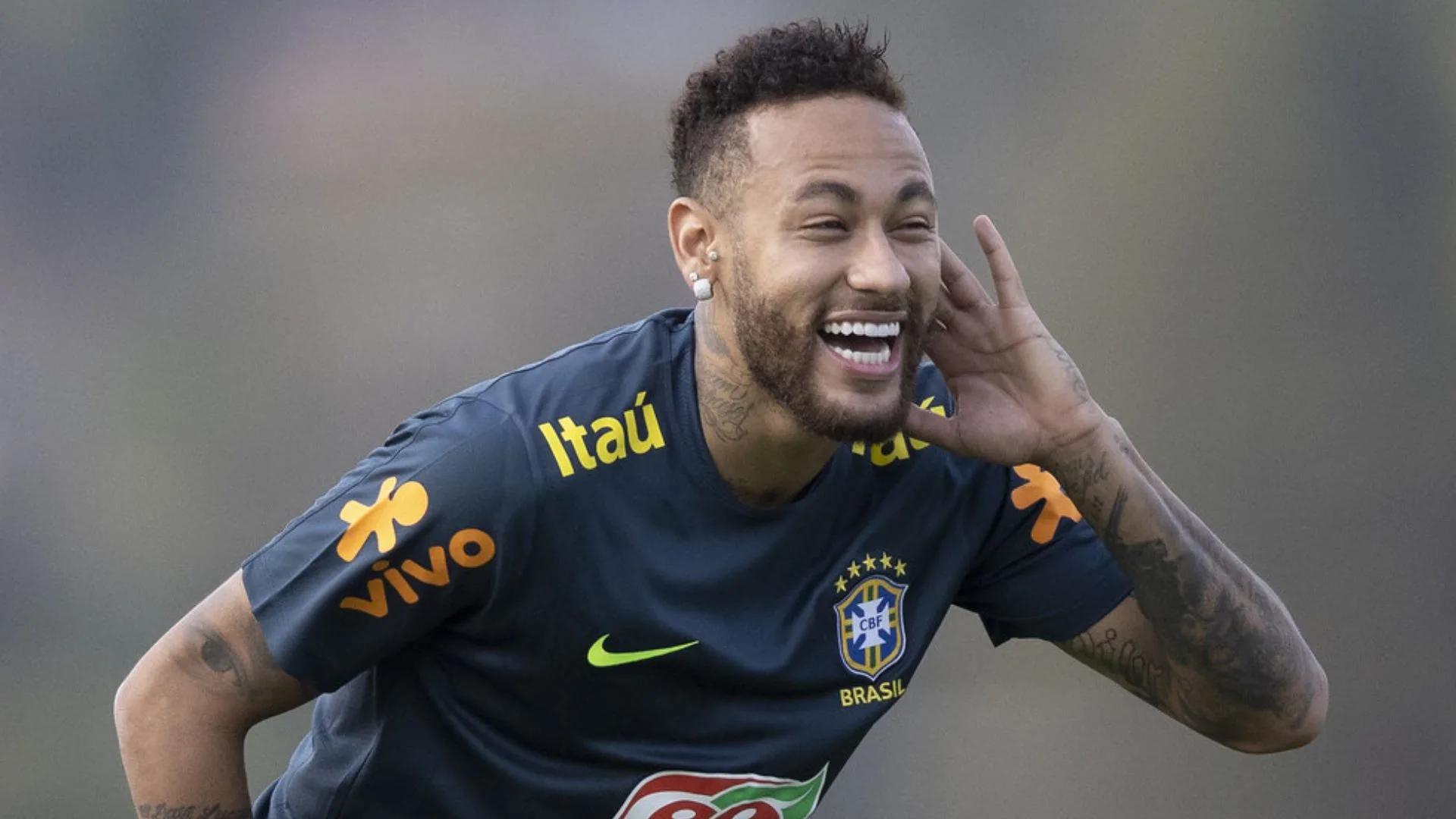 Neymar responde ídolo do Flamengo sobre atuar no clube: “Mandei mensagem”