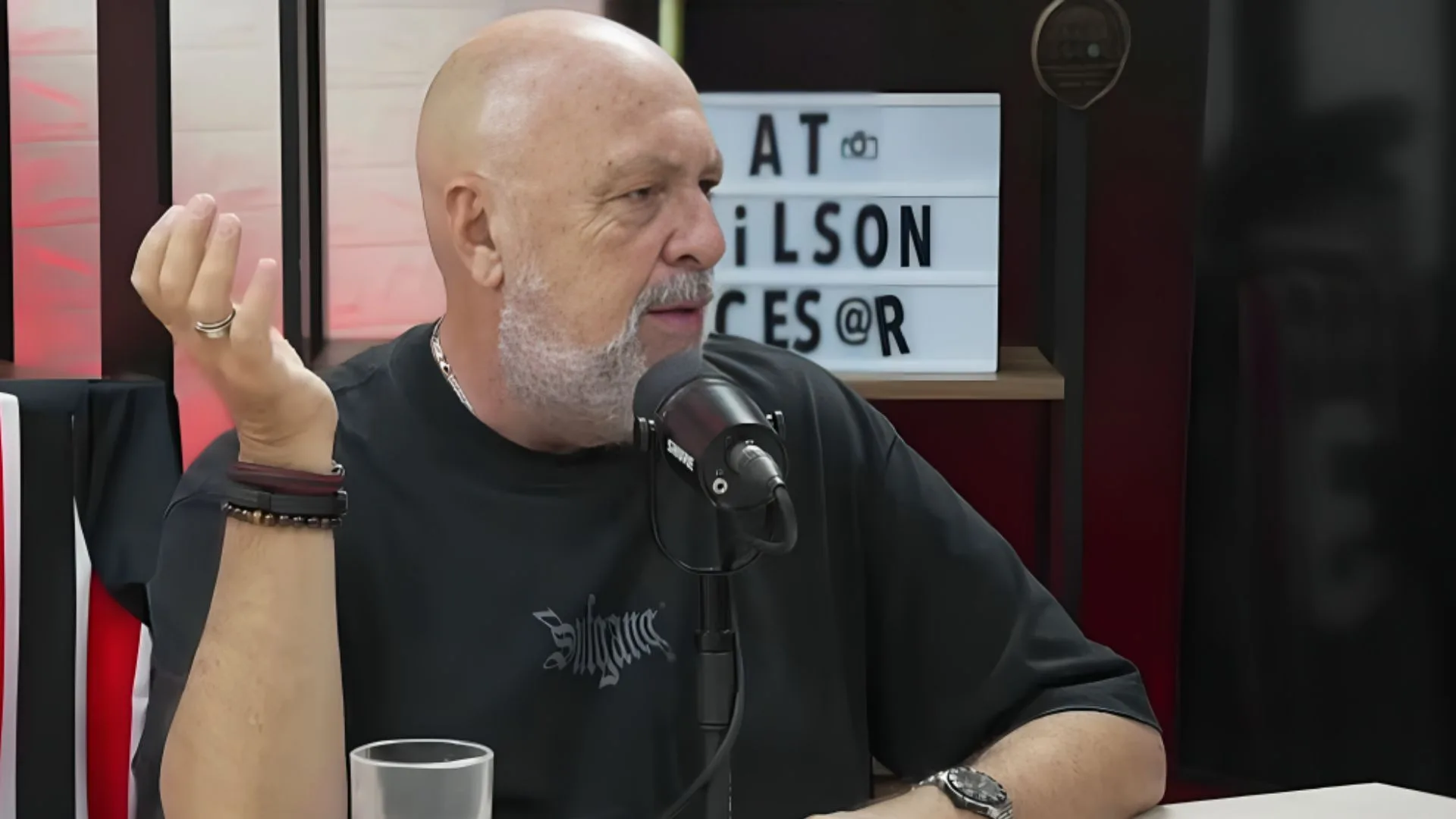 Nilson César sinaliza campeão do Brasileirão entre Botafogo e Palmeiras: “Pela lógica”