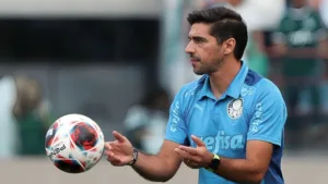 Palmeiras hoje: Abel Ferreira tem três desfalques contra o Fluminense