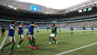 Estêvão, do Palmeiras, comemora gol contra o Fortaleza pelo Brasileirão, Série A (Cesar Greco/Palmeiras)