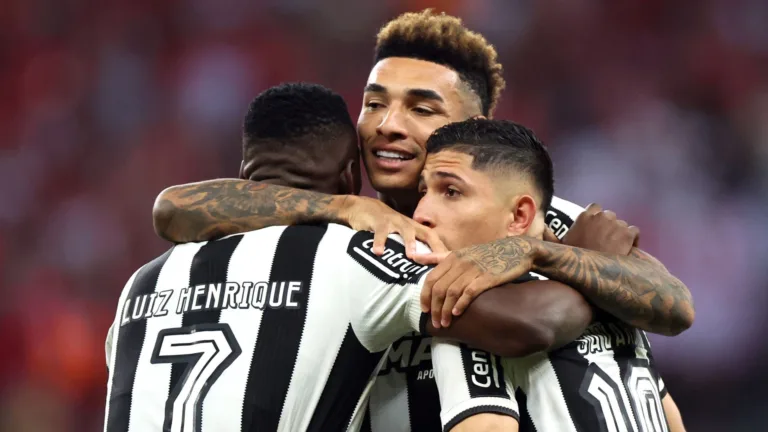 Paulo Nunes elege atacante que ‘dá aulas’ no Brasil hoje: “Especial”