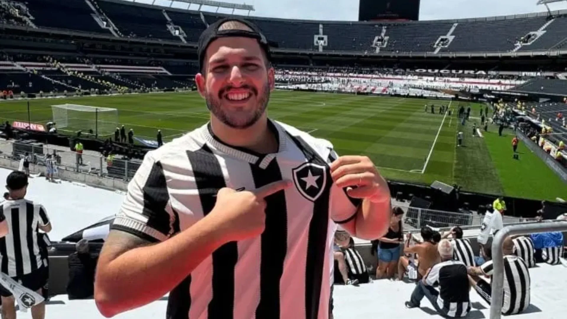 Pedro Certezas aponta melhor torcida do Brasil depois do Botafogo