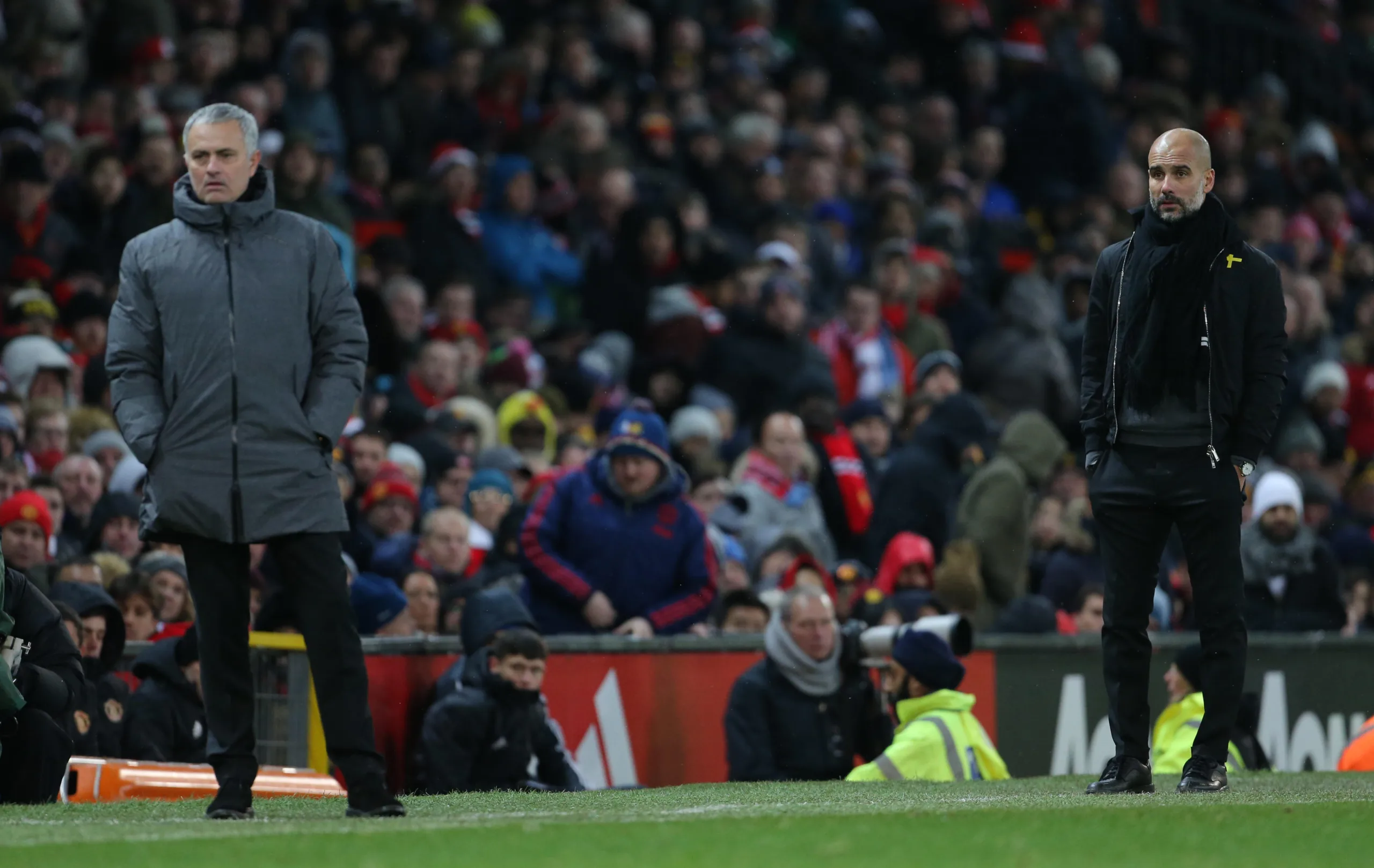 Pep Guardiola e José Mourinho em partida da Premier League