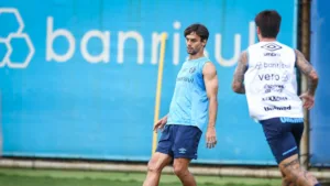 Grêmio comunica a saída de medalhões para temporada 2025