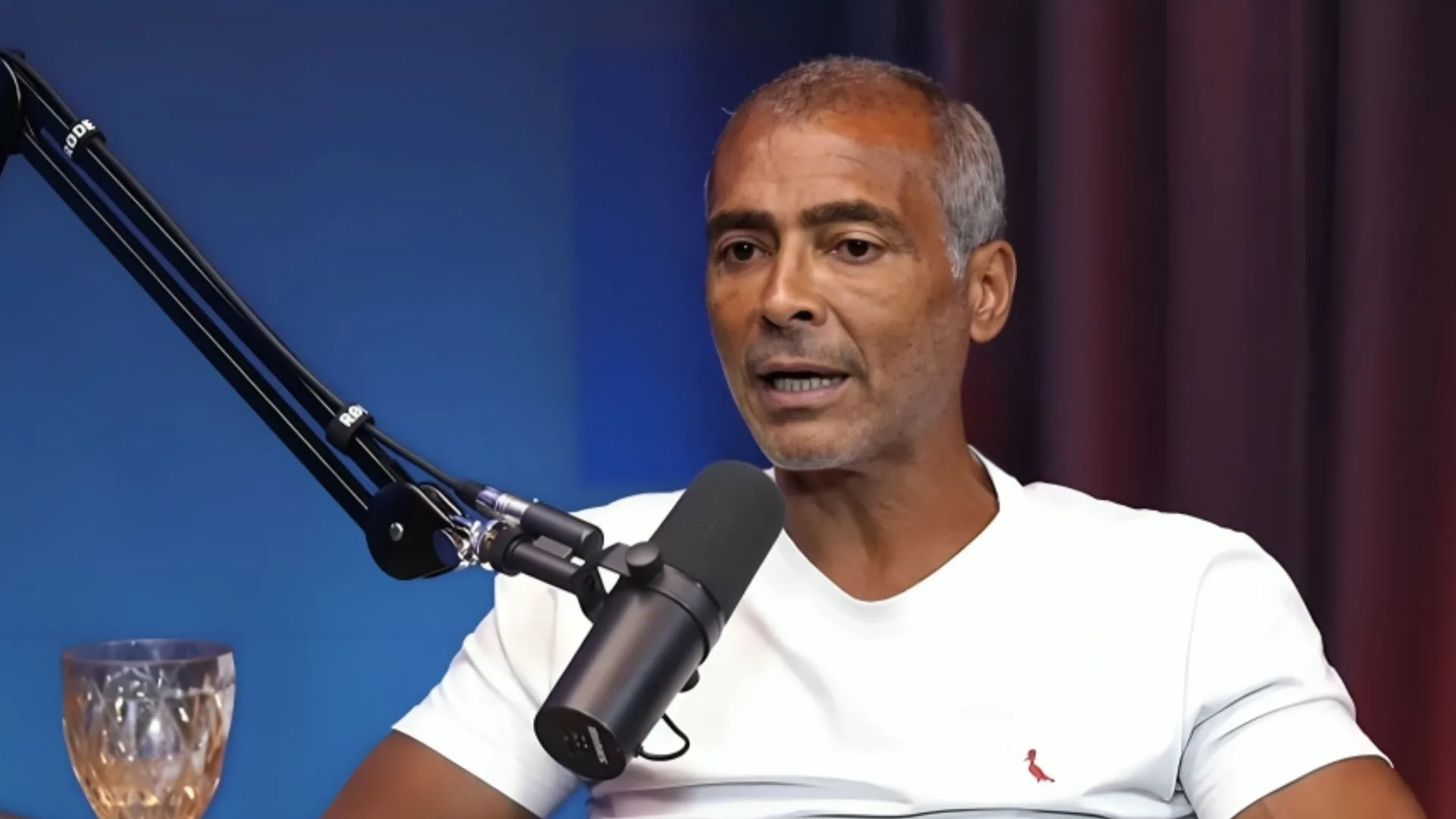 Romário exalta jogador histórico da seleção brasileira: “Lenda”