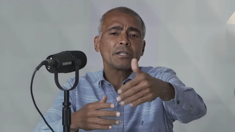 Romário indica time que vai voltar a ser grande no Brasil: “Merece”