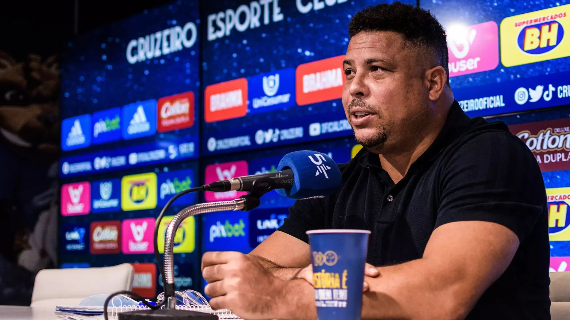 Ronaldo Fenômeno exalta atacante diferenciado do futebol brasileiro: “Incrível”