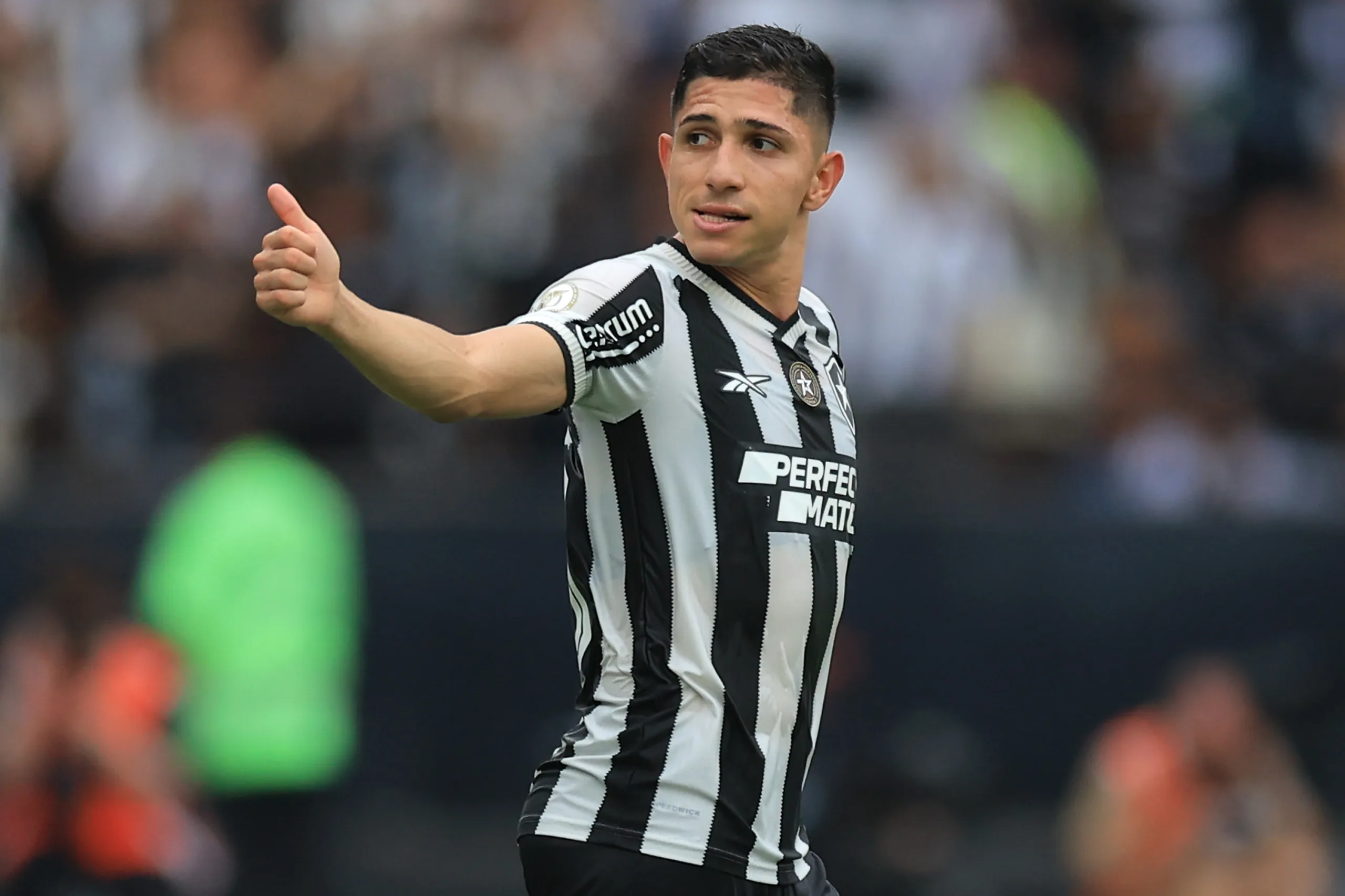 Botafogo vence o São Paulo e leva o Brasileirão sem sustos