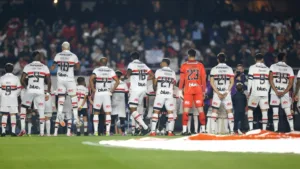 Torcedores do SPFC aprovam possível saída em 2025: “Tchau”