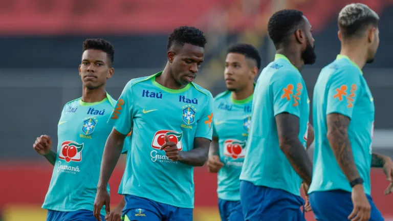 Tostão crava atacante ‘fora da curva’ no futebol brasileiro: “Talento”