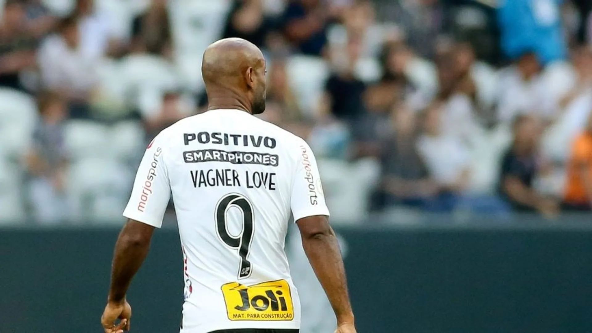 Corinthians, Flamengo ou Palmeiras? Vagner Love elege a melhor torcida