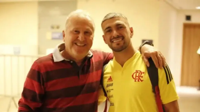 Maior da história do Flamengo, Zico abençoa Arrascaeta como novo camisa 10 do Mengão em 2025