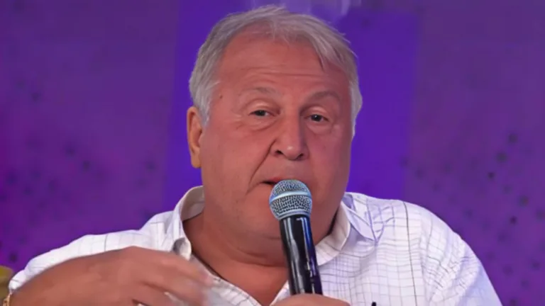 Zico vê camisa 10 histórico pouco badalado no Brasil: “Não é midiático” 