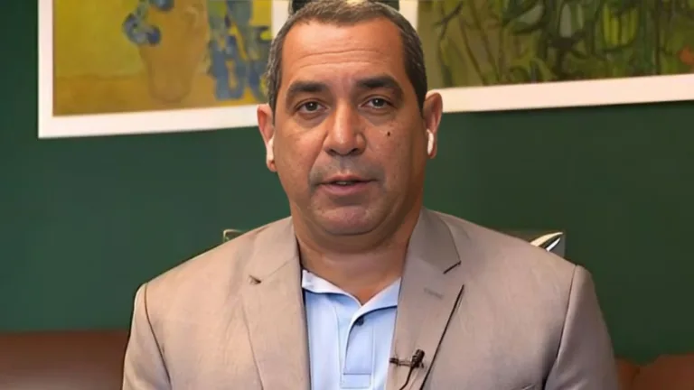 Zinho esquece Abel, do Palmeiras, e indica melhor técnico no Brasil hoje