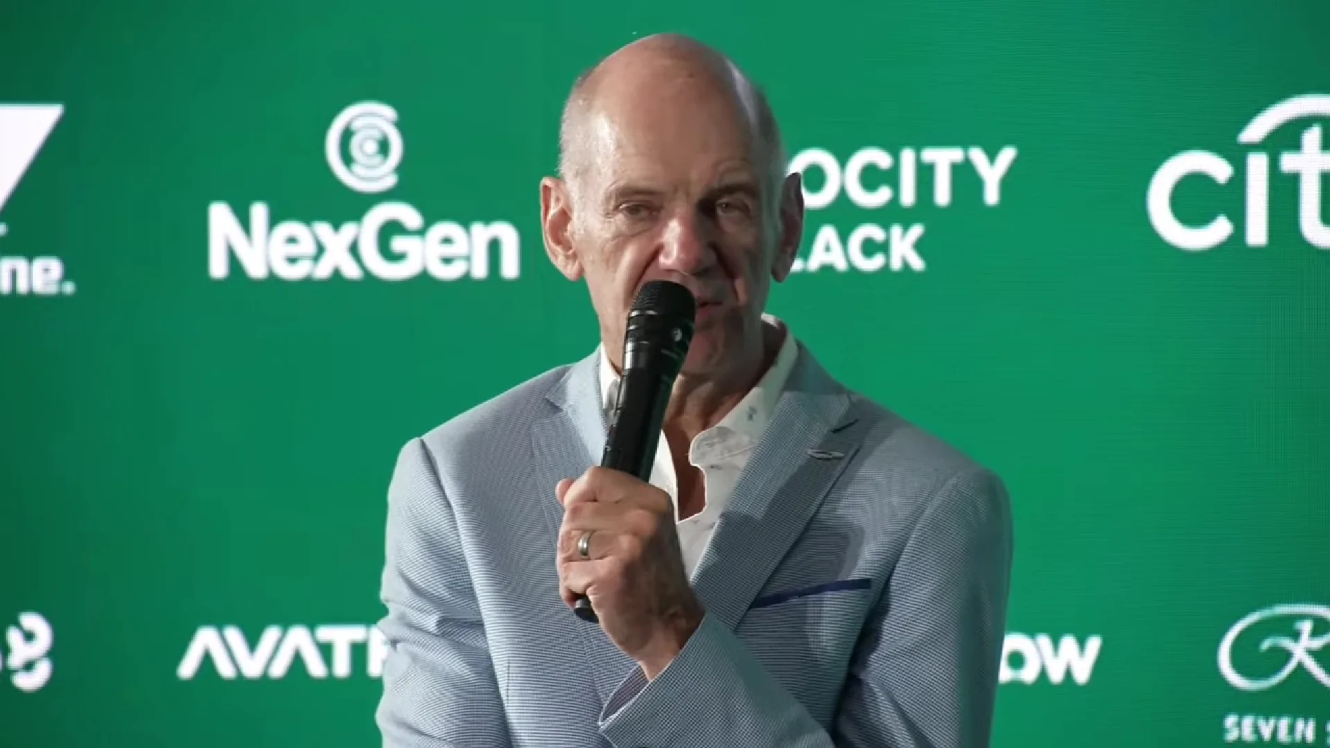 Adrian Newey indica planos para a Aston Martin F1: “Maior tarefa”