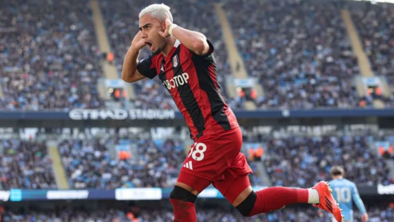 Fulham volta a recusar proposta do Palmeiras por Andreas Pereira