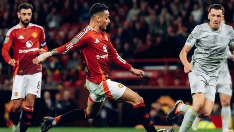 Betis fica perto de empréstimo de Antony, do Manchester United