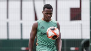 Fluminense recusou proposta de time da Holanda pelo colombiano (FOTO: LUCAS MERÇON / FLUMINENSE F.C)