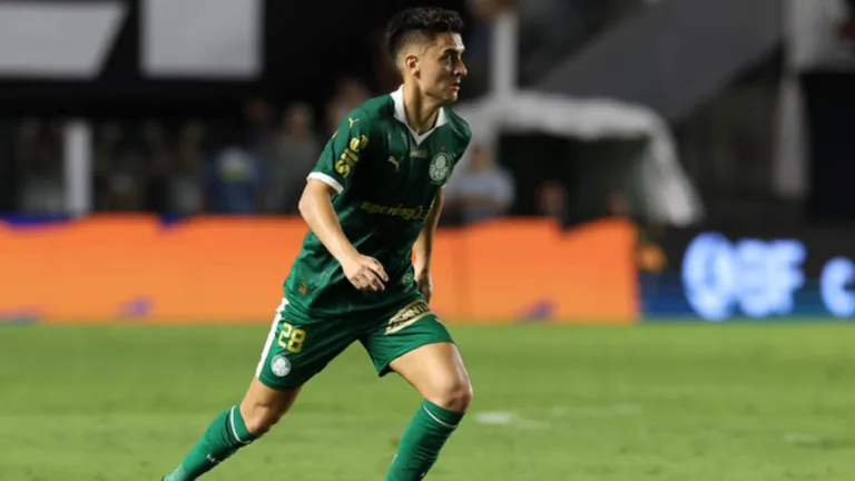 Atuesta pede para ficar no Palmeiras e Abel Ferreira dá sequência para o meia colombiano