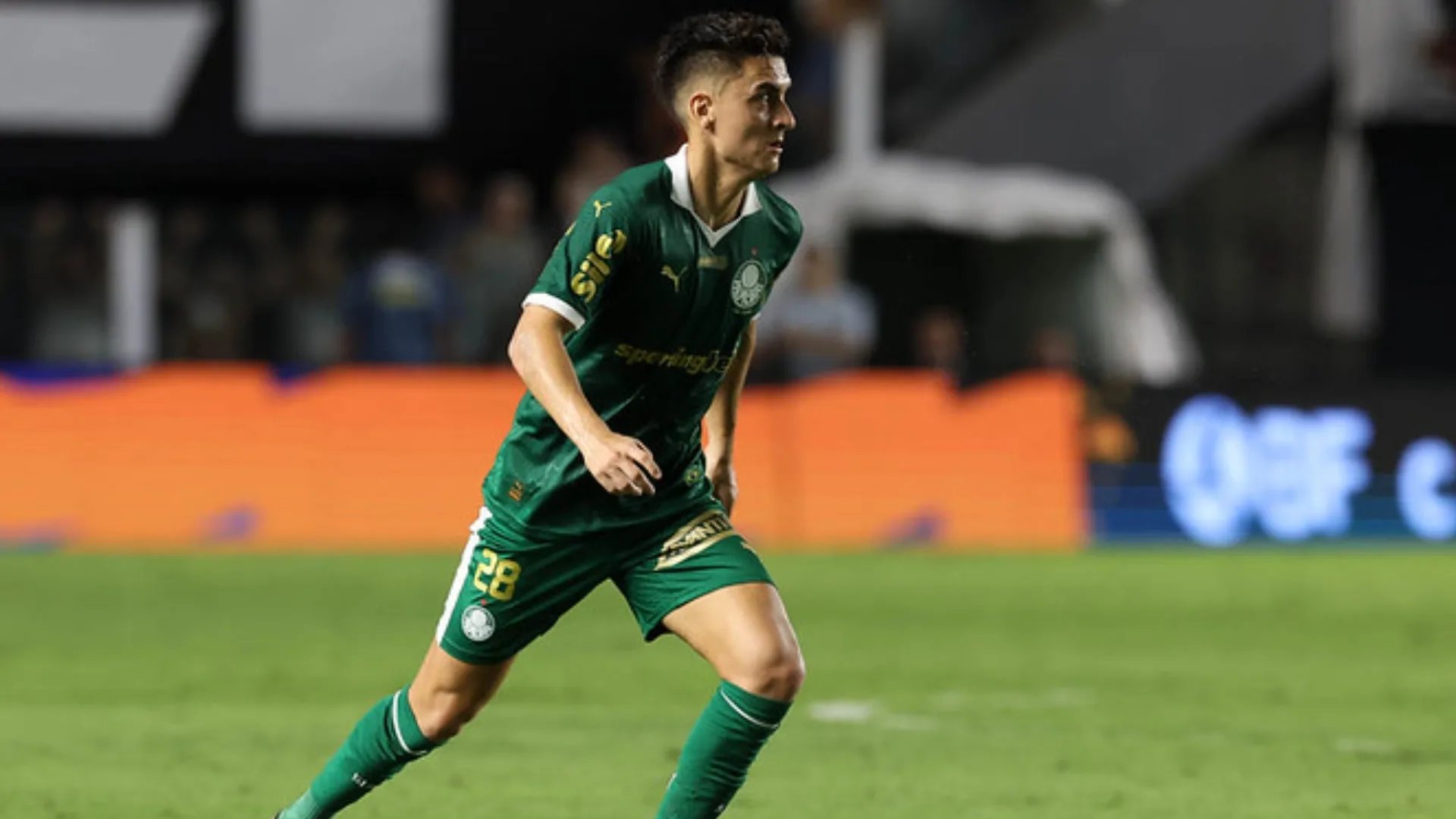 Atuesta pede para ficar no Palmeiras e Abel Ferreira dá sequência para o meia colombiano