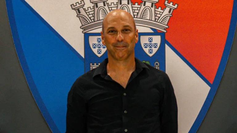Botafogo define lista de treinadores e avalia comandante do Gil Vicente, de Portugal