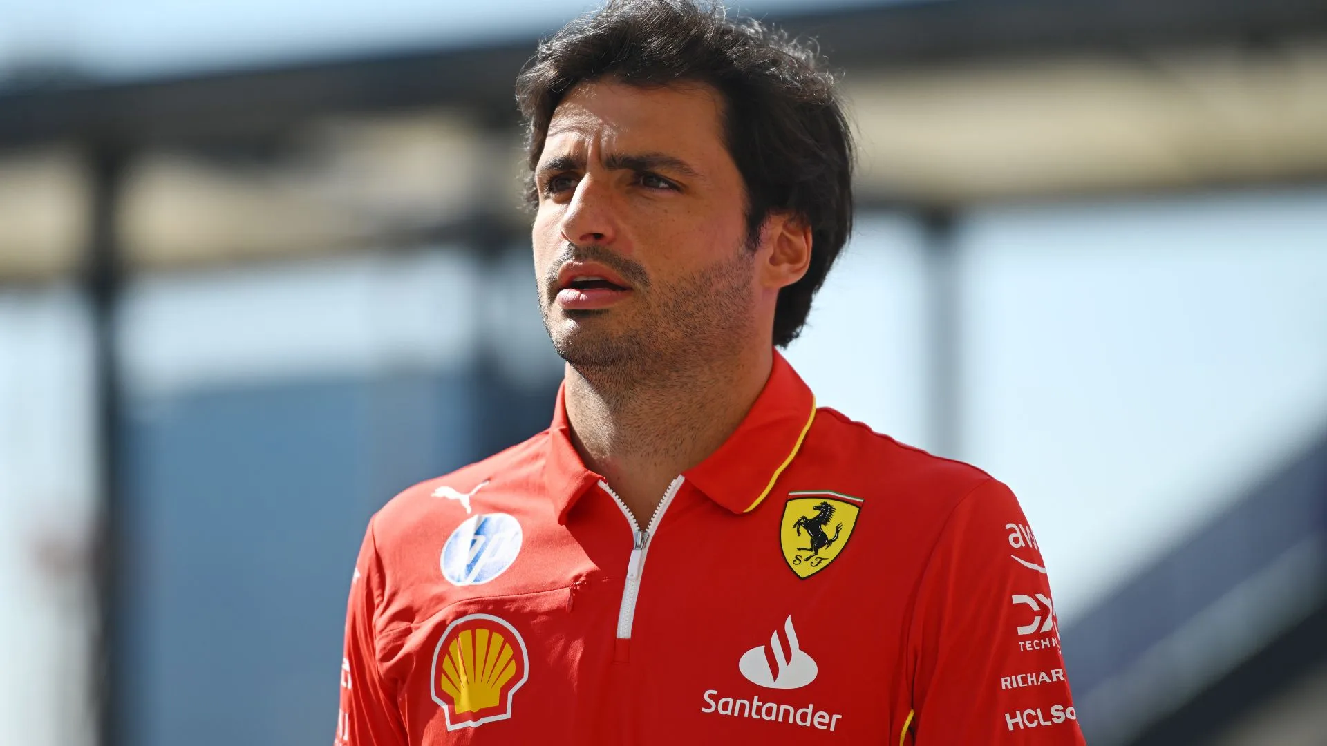 Fórmula 1 hoje: Christian Horner admite que Carlos Sainz “É uma opção para o futuro”