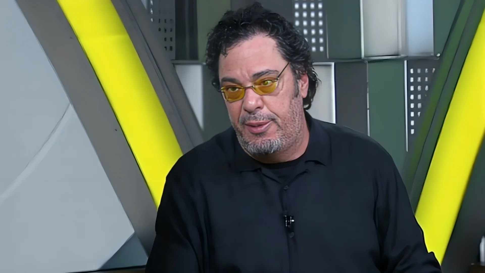 Casagrande indica clube quebrado no Brasil: “Situação desastrosa” 