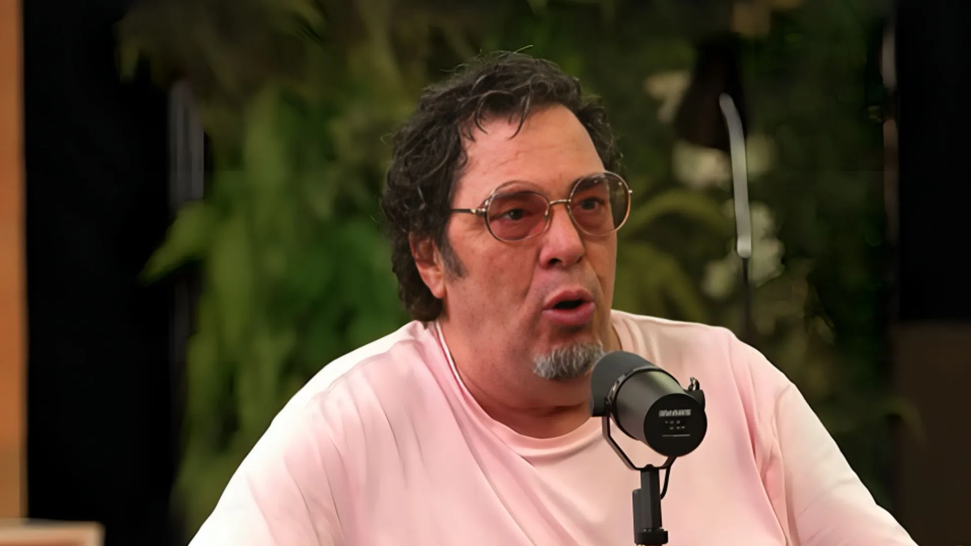 Casagrande aponta time em alta no Brasil hoje: “Vence e convence”