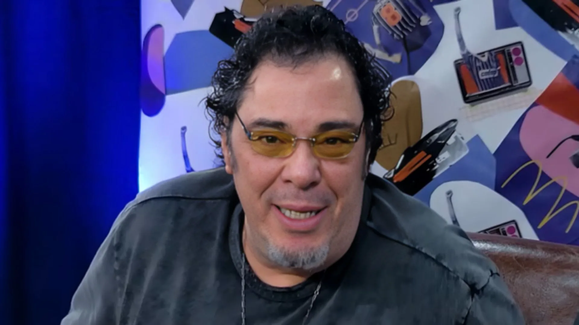 Casagrande aponta possível demissão de técnico no Brasil: “Pendurado”