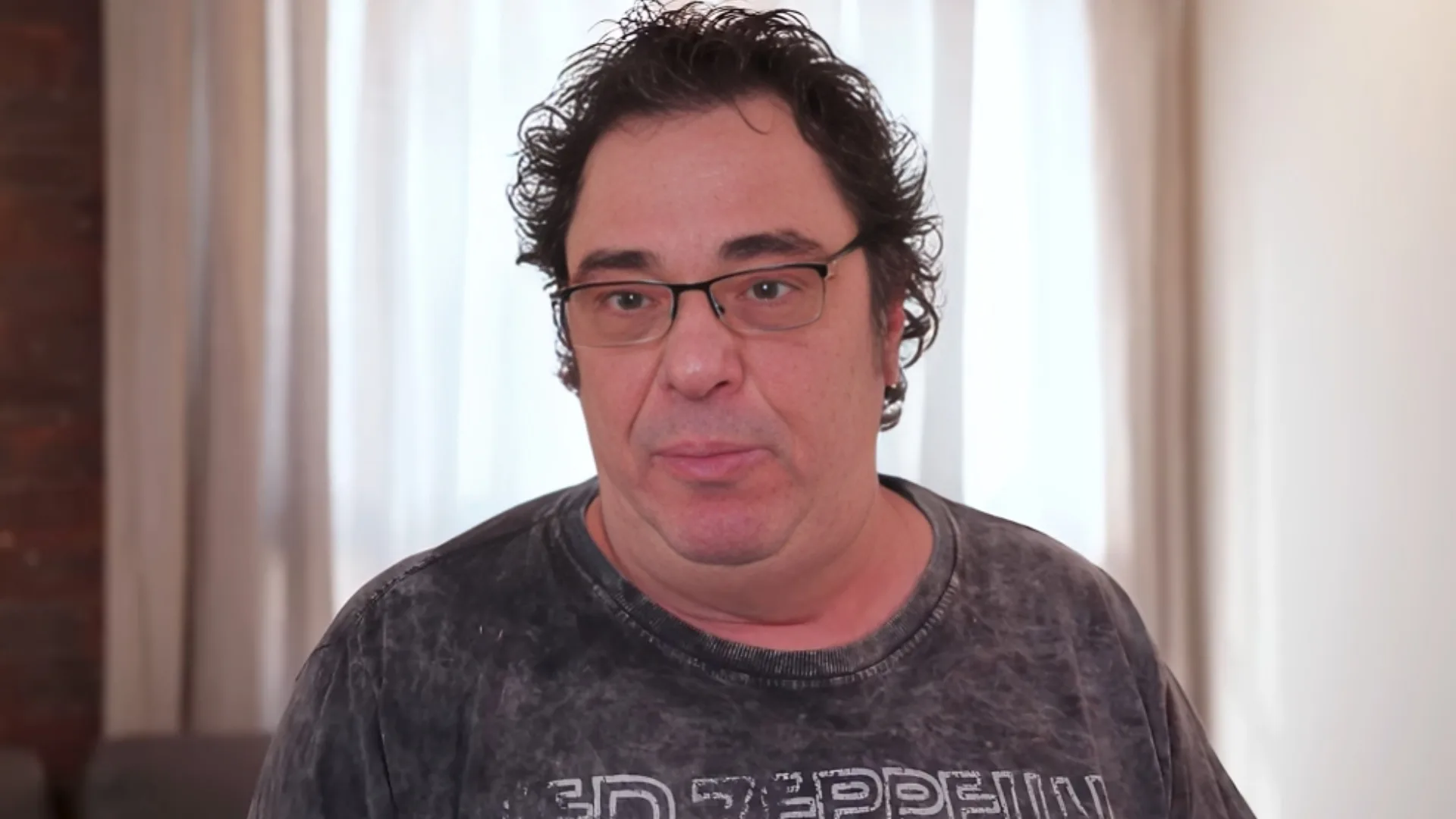 Casagrande prevê ‘faxina’ em time badalado no Brasil em 2025: “Podem sair”