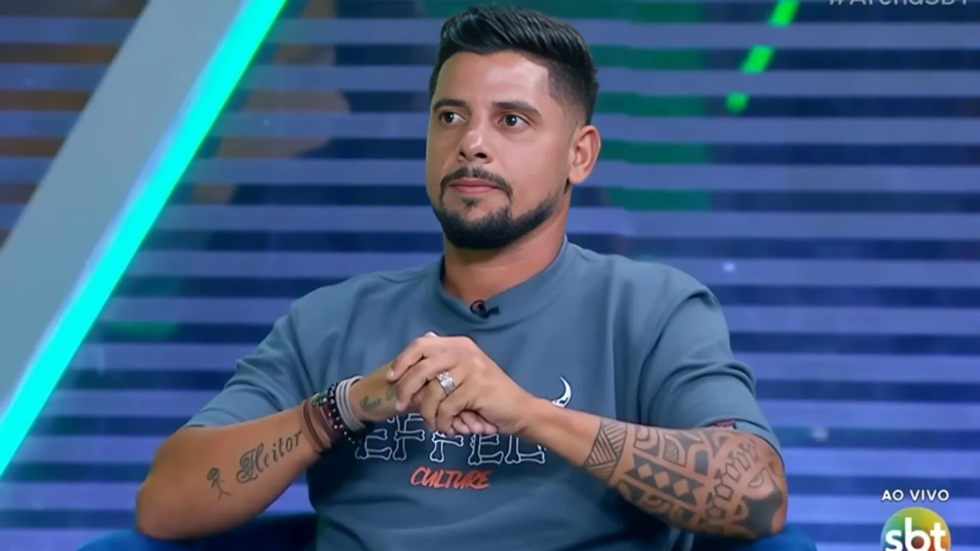 Cicinho crava técnico que ‘perdeu vestiário’ no Brasil hoje: “A gente conhece”