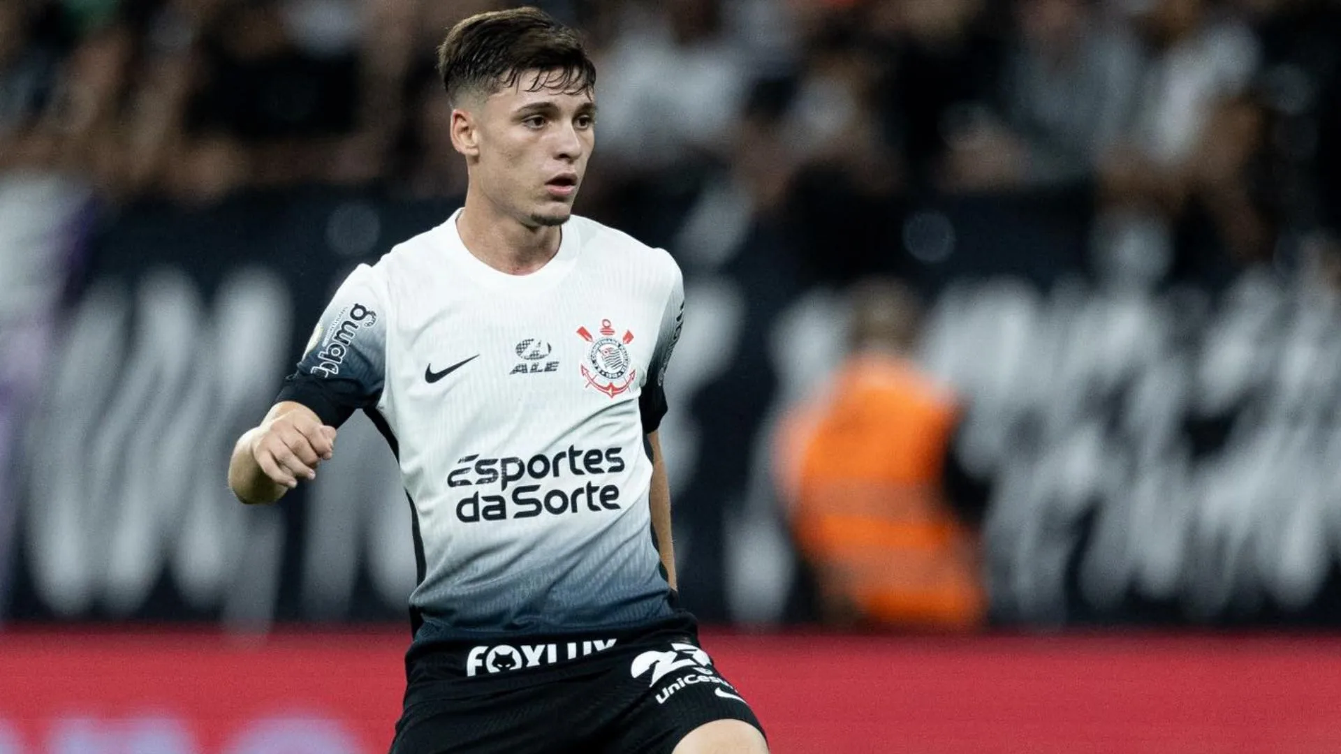 Flamengo tem interesse na contratação de Breno Bidon