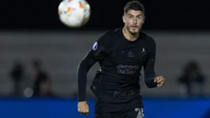 Corinthians vence Red Bull Bragantino com herói improvável; veja os gols e melhores momentos