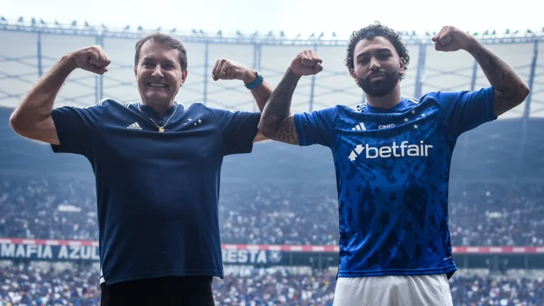 Mauro Beting comenta feito histórico do Cruzeiro: “Nunca aconteceu no futebol”