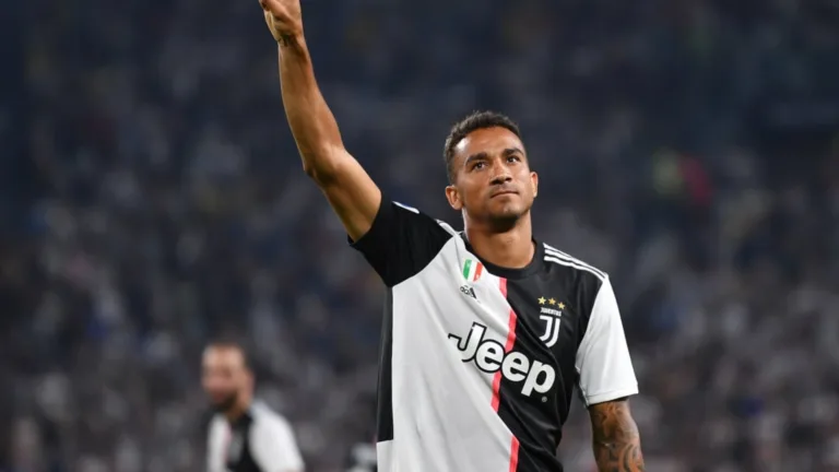 Santos entra na briga com Flamengo por contratação de Danilo; saiba mais