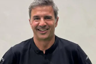Na imagem, Christian Fittipaldi em apresentação da Scuderia Bandeiras