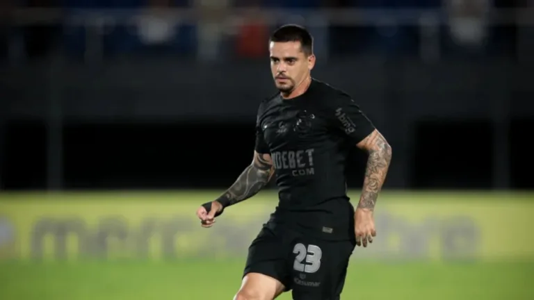 Corinthians define substituto de Fagner, negociado com o Cruzeiro
