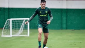 Fluminense recebe proposta de time da MLS pelo zagueiro Felipe Andrade