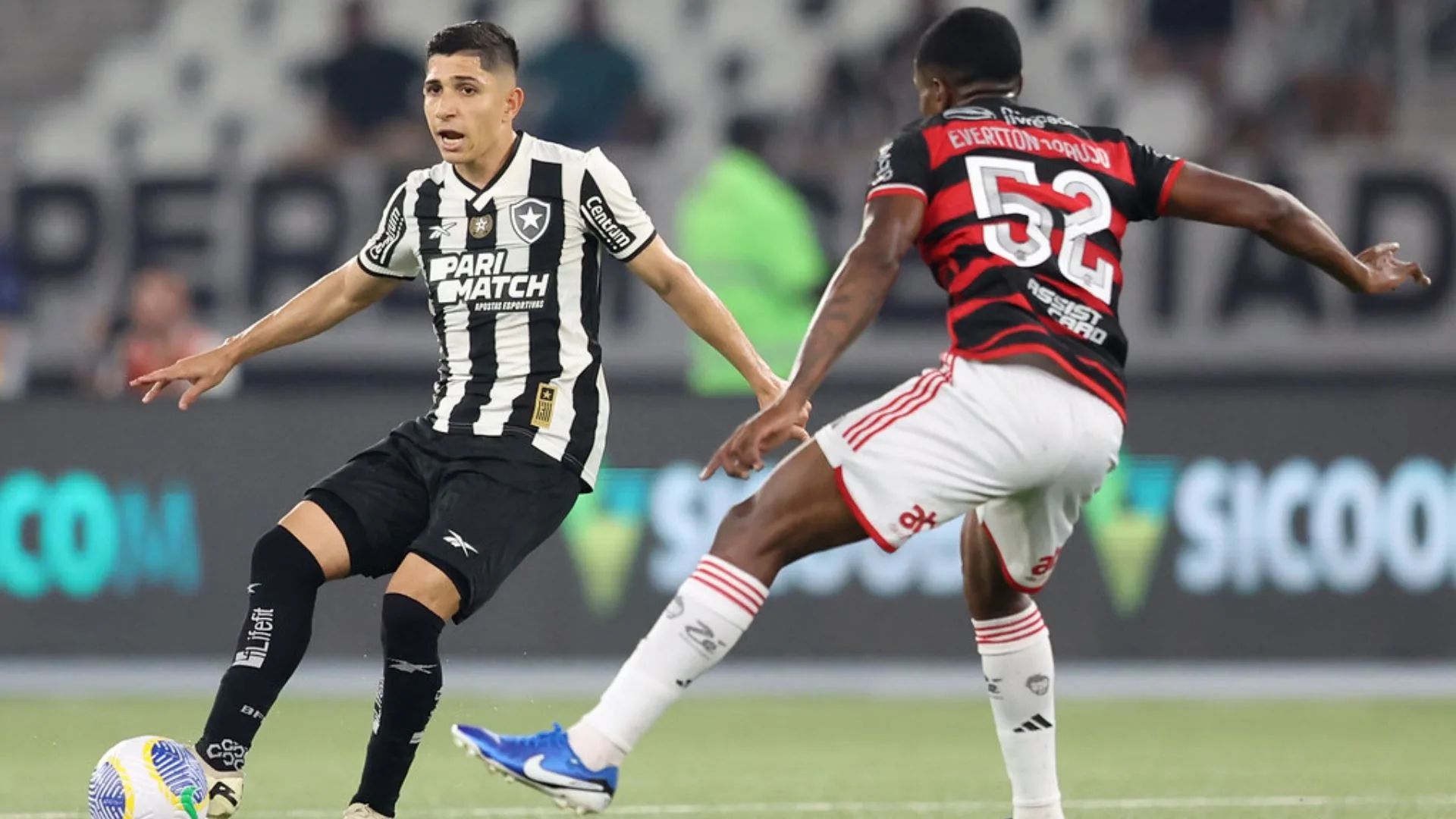 Flavio Prado prevê desfecho de Botafogo x Flamengo na Supercopa: “Deve passear”