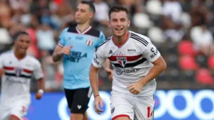River Plate tenta acordo com SPFC por meio-campista Galoppo