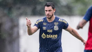 Giuliano explica motivos da saída do Santos e avalia propostas para 2025