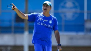 Farid indica novo técnico para o lugar de Quinteros no Grêmio: “Por que não?”