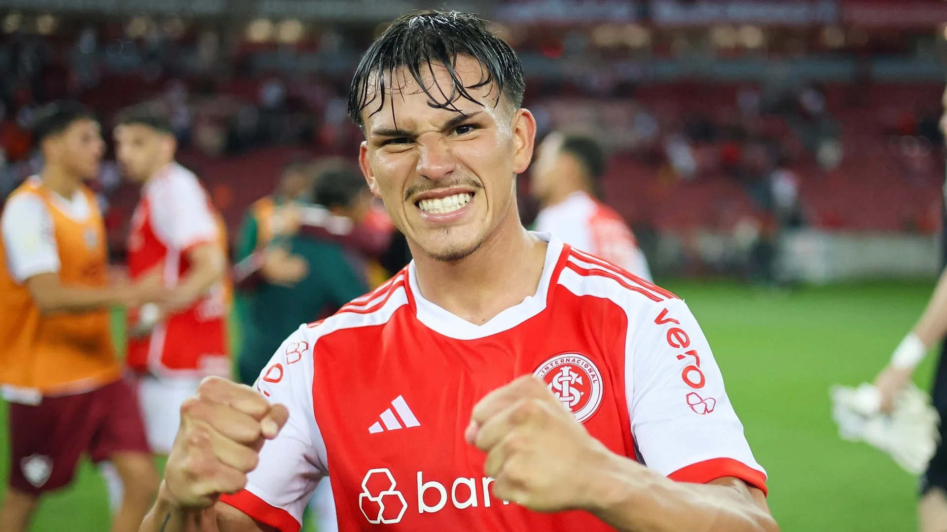 Bernabei avança na recuperação após lesão grave e torcida do Internacional compara: “É o novo Guiñazú”