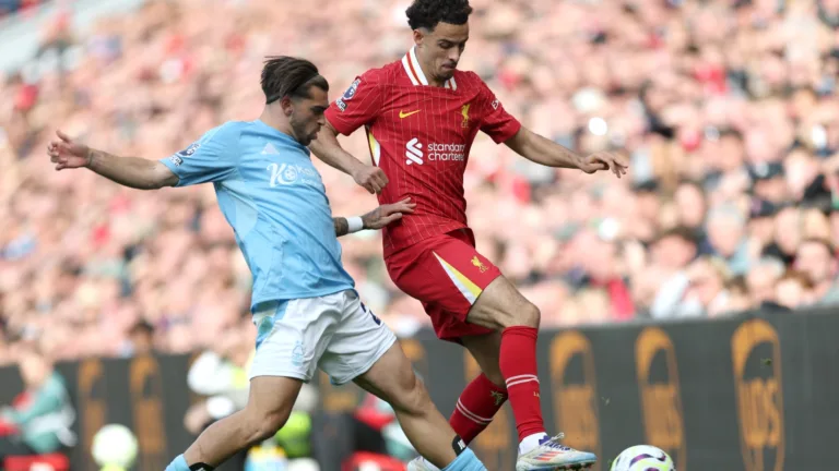 Liverpool busca empate contra o Nottingham Forest e mantém vantagem sobre rival na Premier League 